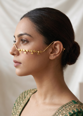 Minimal Gold Trio Wave Facelet