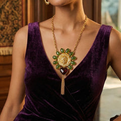 Regal Lion Green Heart Drop Stones Necklace