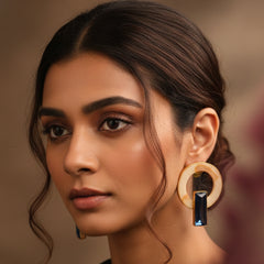 Circular MOP Earrings with Blue Monalisa Stone