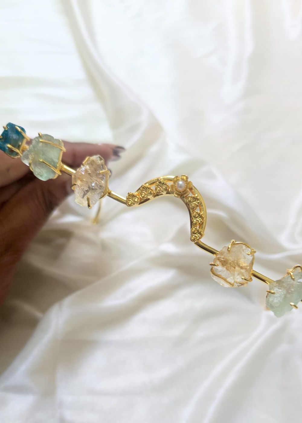 Crystal Pop Facelet with Multi-Stone Luxe Gold Arch