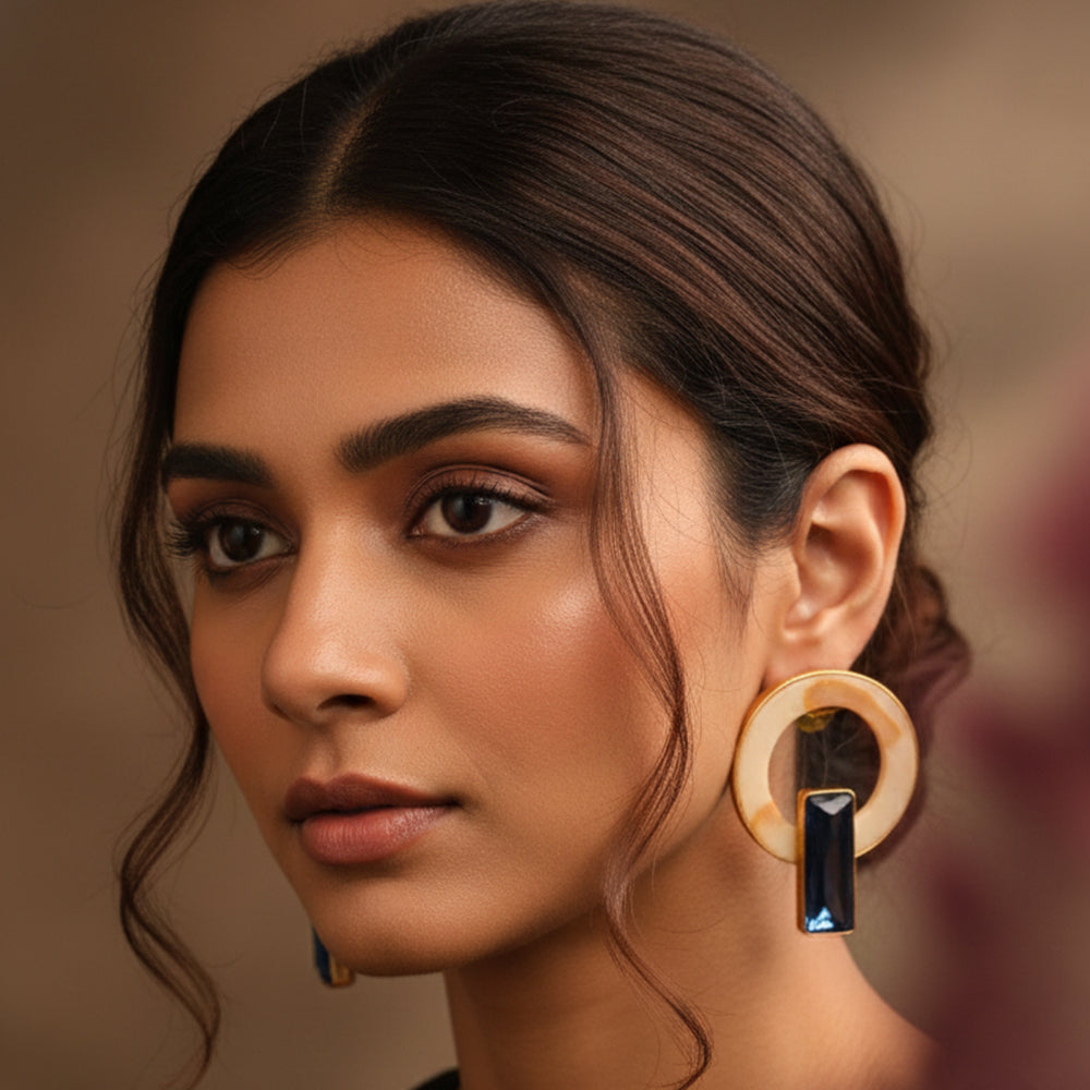 Circular MOP Earrings with Blue Monalisa Stone